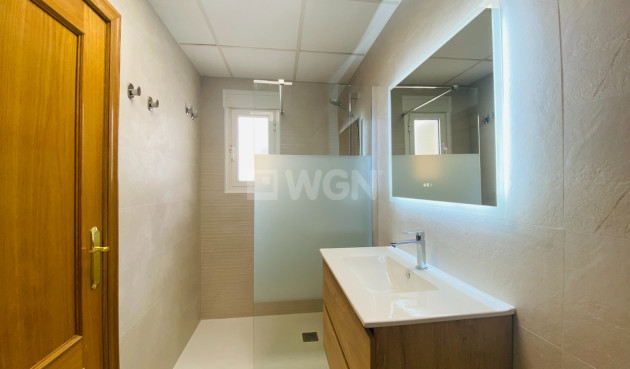 Reventa - Apartamento / piso - Villamartin - Costa Blanca