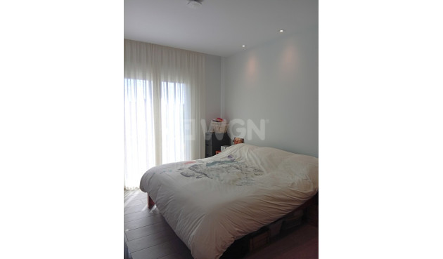 Resale - Villa - La Finca Golf Resort - Inland