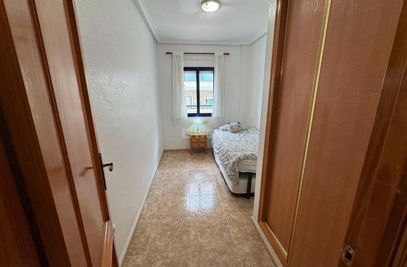 Odsprzedaż - Mieszkanie w bloku - Orihuela Costa - Costa Blanca