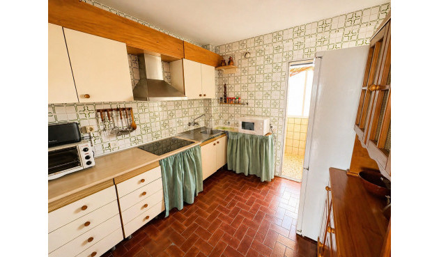 Odsprzedaż - Mieszkanie w bloku - Torrevieja - Costa Blanca