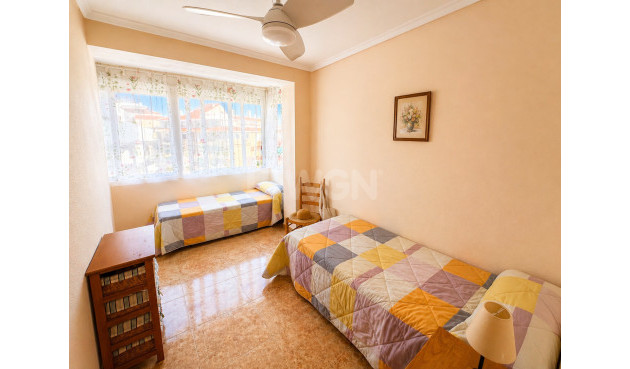 Odsprzedaż - Mieszkanie w bloku - Torrevieja - Costa Blanca