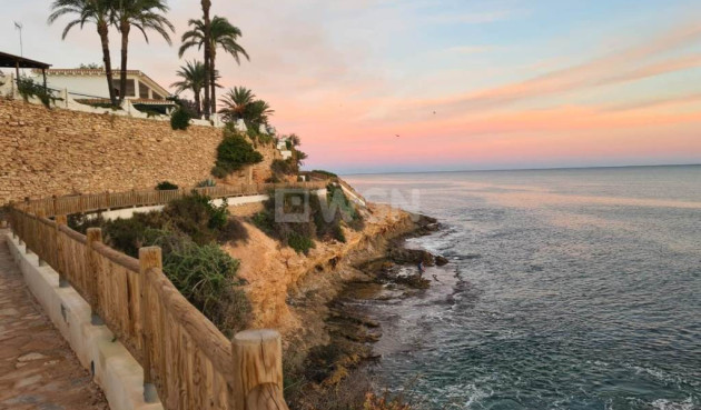 Wiederverkauf - Villa - Orihuela Costa - Costa Blanca