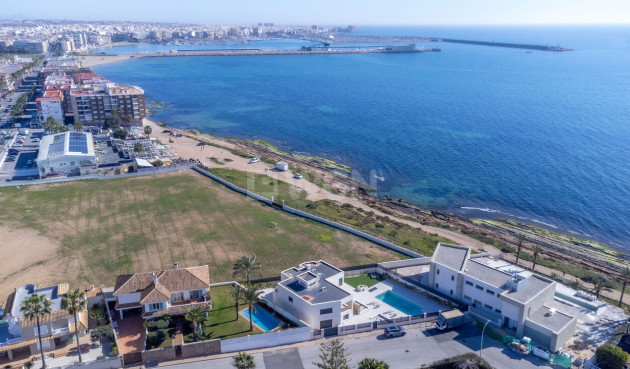 Odsprzedaż - Villa - Torrevieja - La Valeta