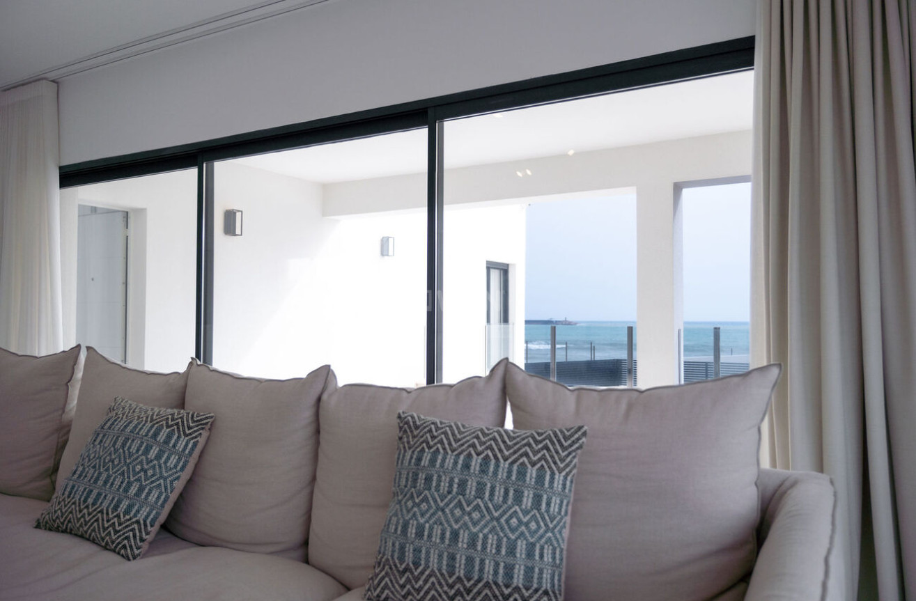 Odsprzedaż - Villa - Torrevieja - La Valeta