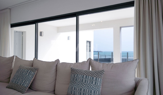 Odsprzedaż - Villa - Torrevieja - La Valeta