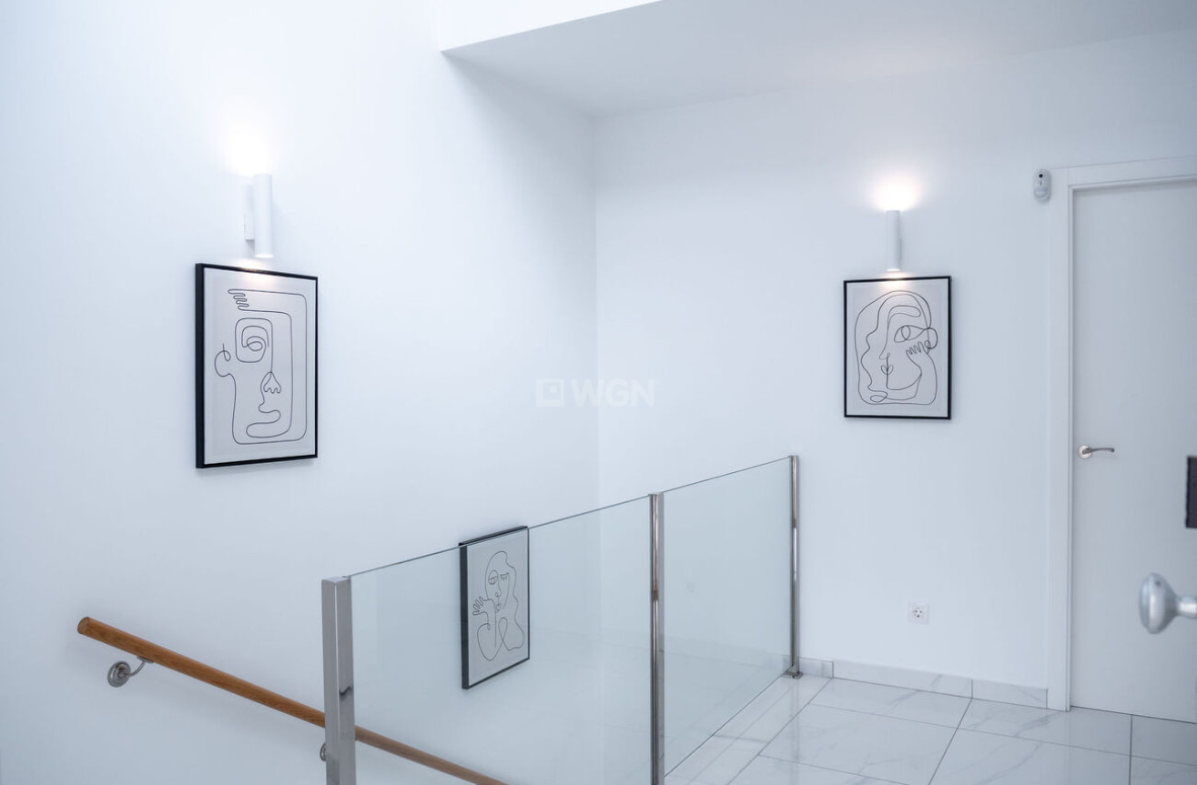 Odsprzedaż - Villa - Torrevieja - La Valeta