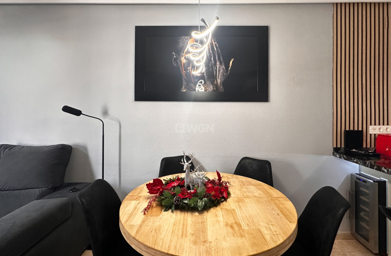 Odsprzedaż - Mieszkanie w bloku - Torrevieja - Costa Blanca