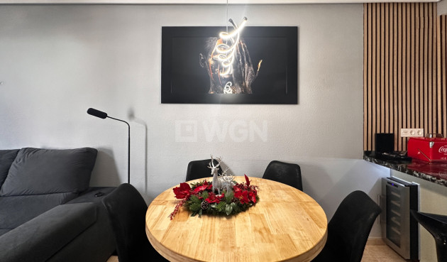 Odsprzedaż - Mieszkanie w bloku - Torrevieja - Costa Blanca