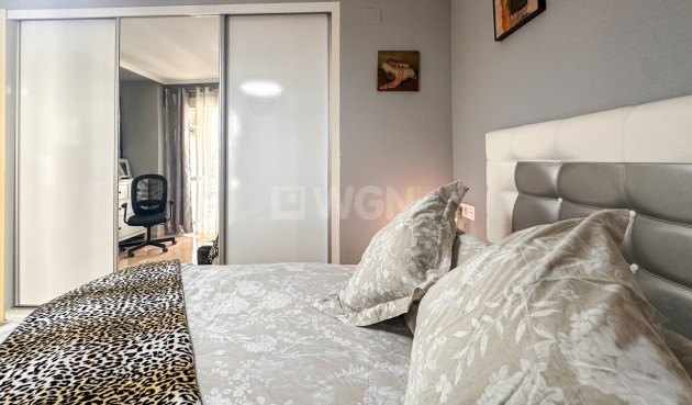 Odsprzedaż - Mieszkanie w bloku - Torrevieja - Costa Blanca