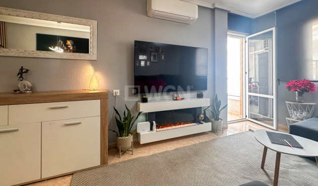 Odsprzedaż - Mieszkanie w bloku - Torrevieja - Costa Blanca