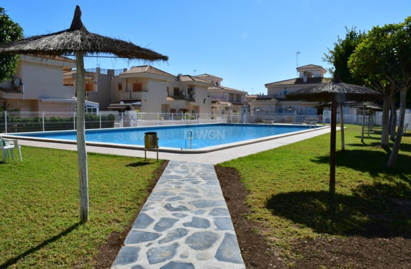 Odsprzedaż - Mieszkanie w bloku - Orihuela Costa - Costa Blanca