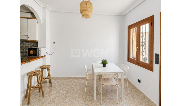 Odsprzedaż - Mieszkanie w bloku - Orihuela Costa - Costa Blanca