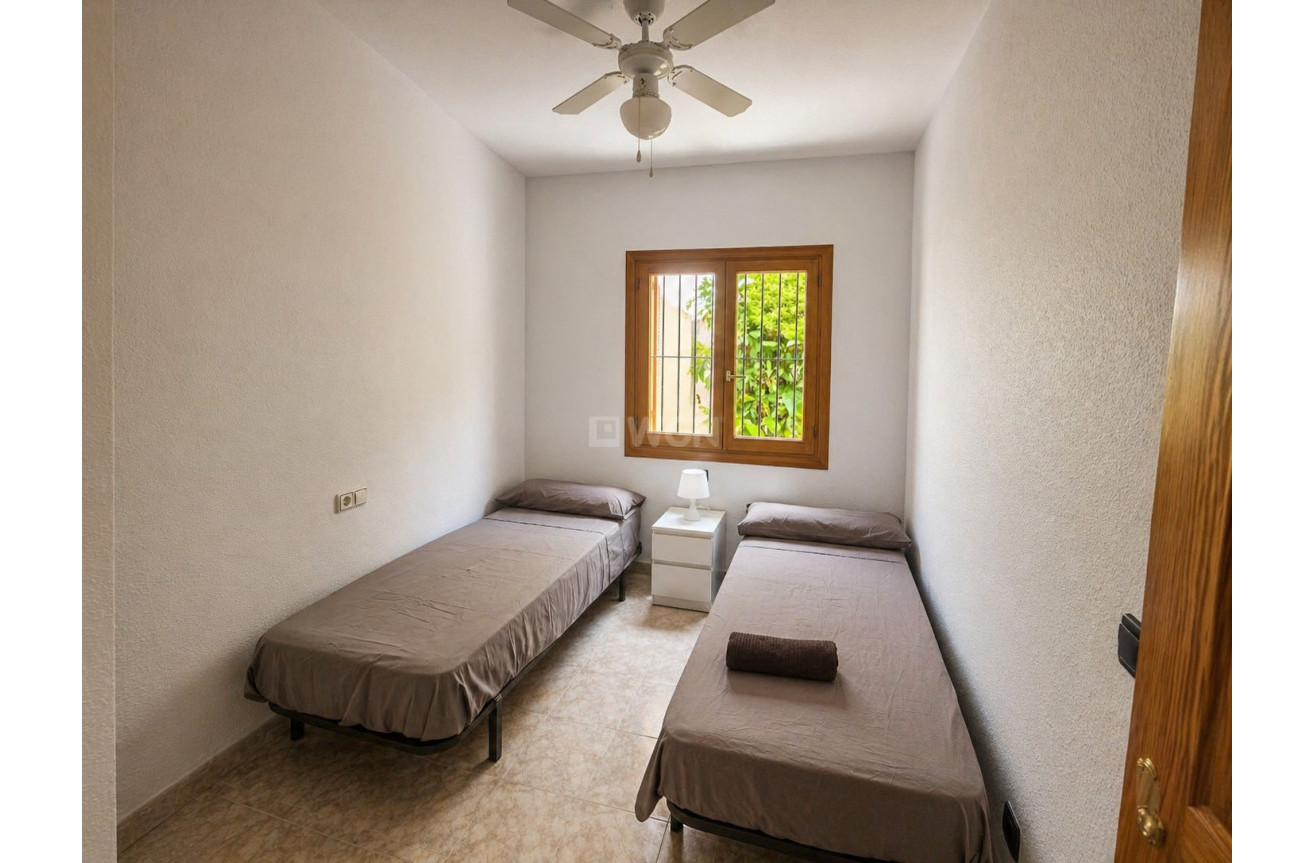 Odsprzedaż - Mieszkanie w bloku - Orihuela Costa - Costa Blanca
