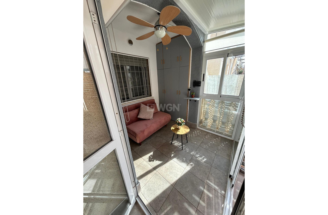 Odsprzedaż - Bungalow - Torrevieja - Los Balcones