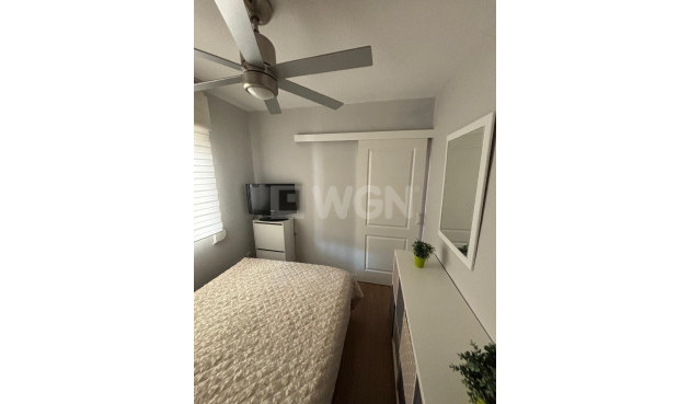 Odsprzedaż - Bungalow - Torrevieja - Los Balcones