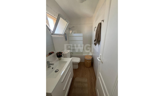 Odsprzedaż - Bungalow - Torrevieja - Los Balcones