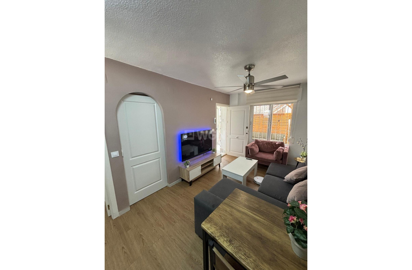Odsprzedaż - Bungalow - Torrevieja - Los Balcones