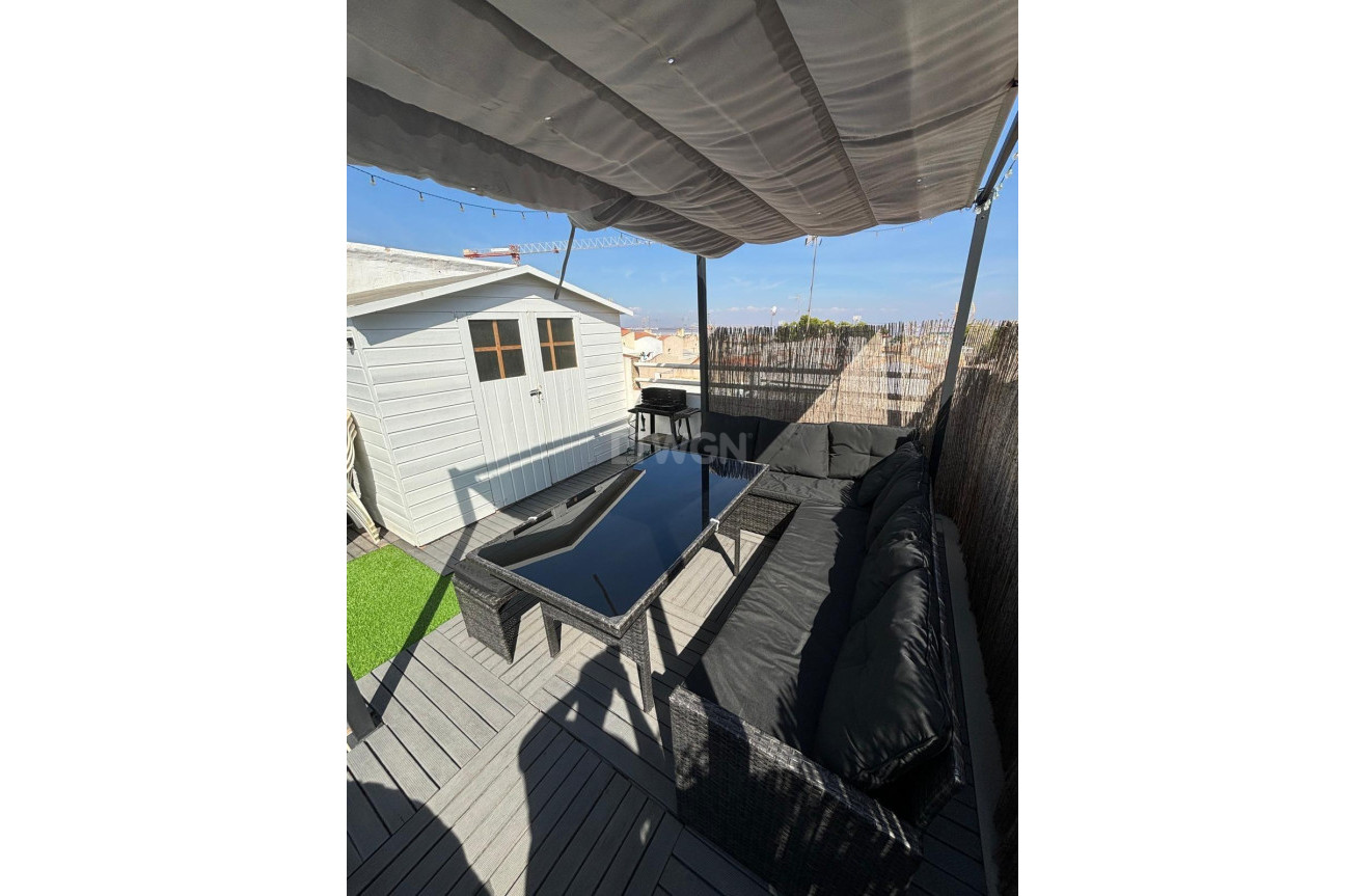 Odsprzedaż - Bungalow - Torrevieja - Los Balcones