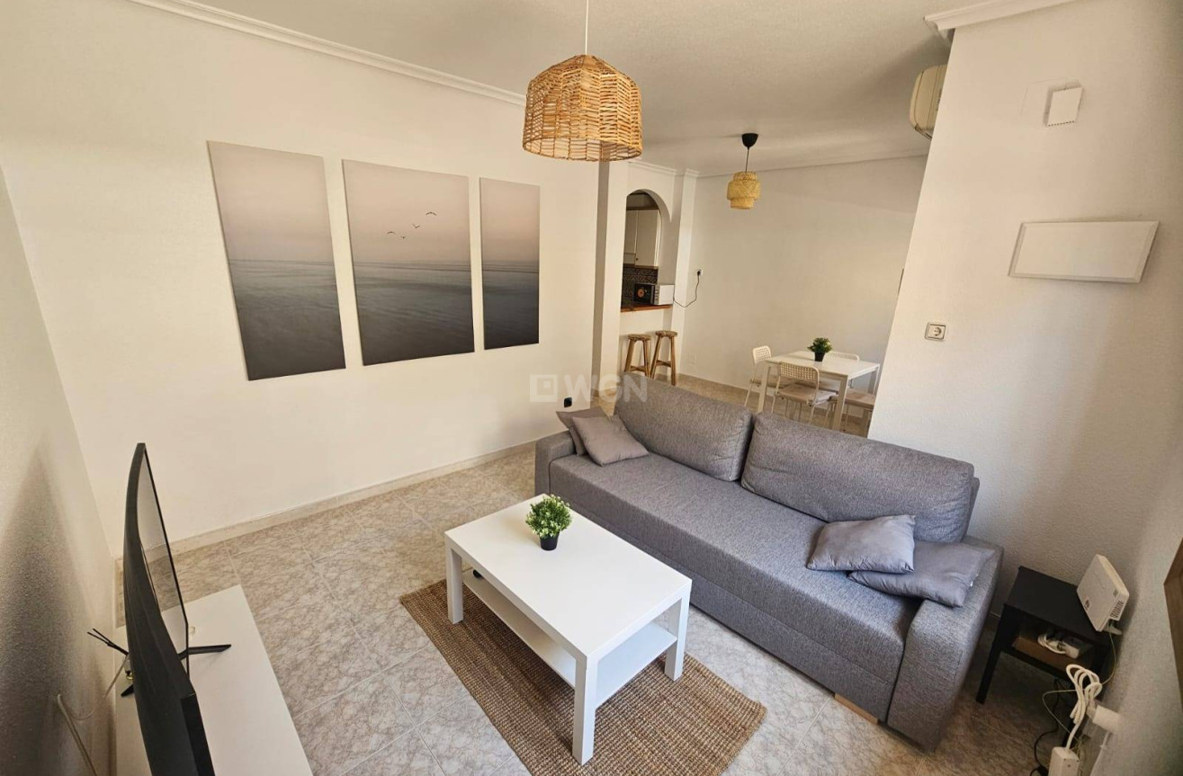 Odsprzedaż - Bungalow - Orihuela Costa - La Zenia