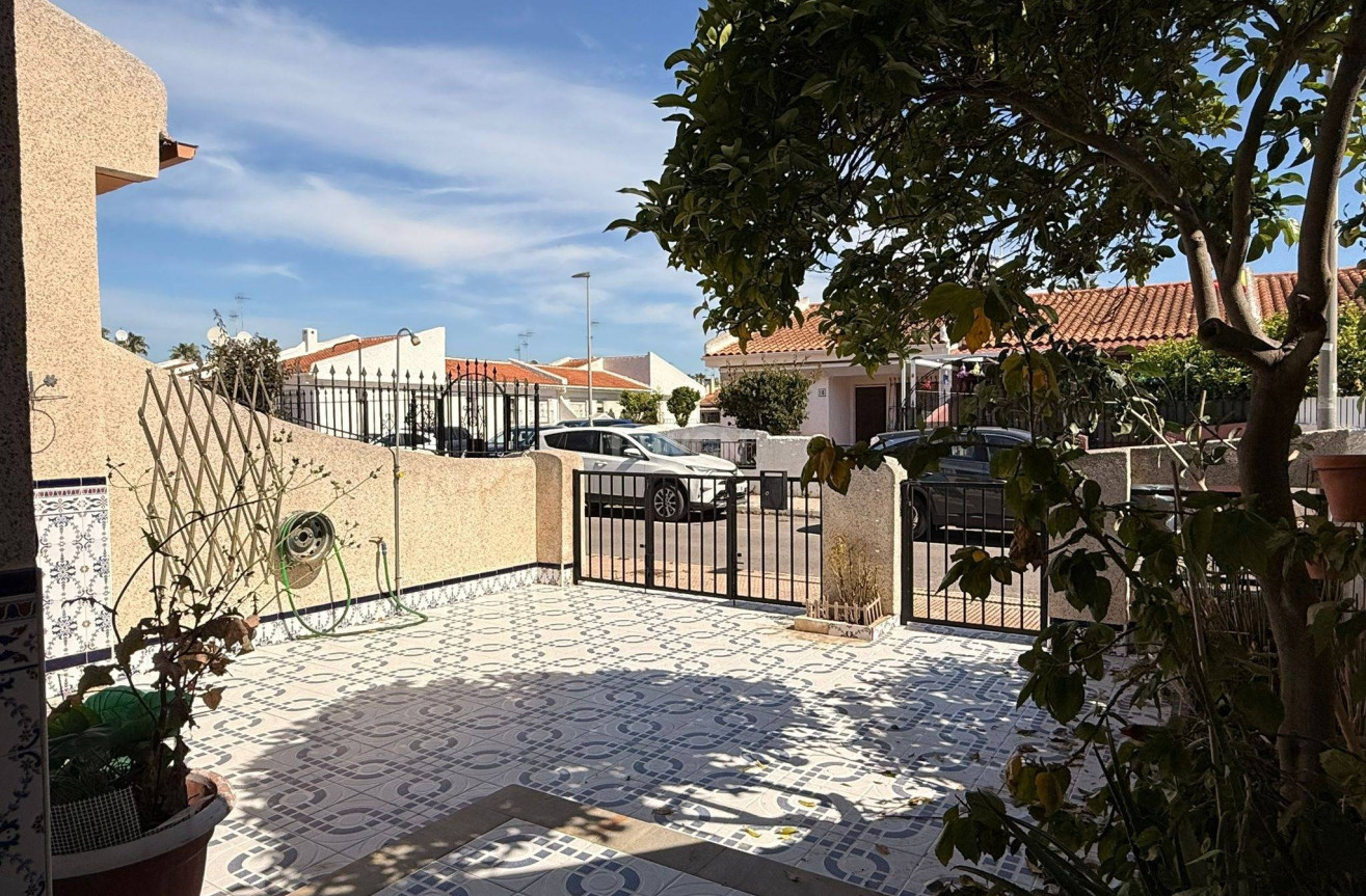 Odsprzedaż - Villa - Los Alcázares - Los Narejos-Punta Calera