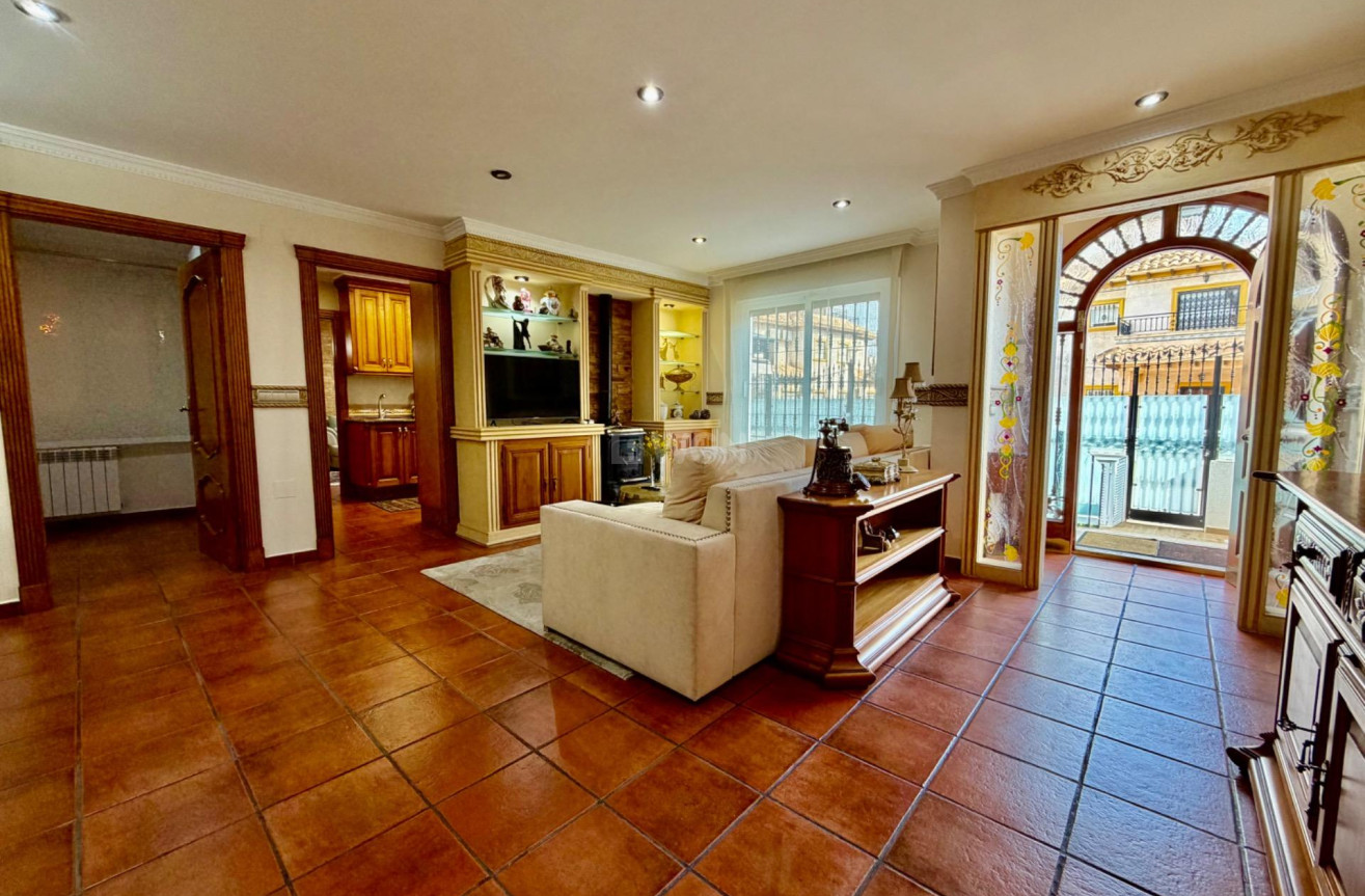 Odsprzedaż - Villa - Orihuela Costa - La Zenia