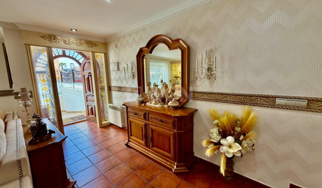 Odsprzedaż - Villa - Orihuela Costa - La Zenia