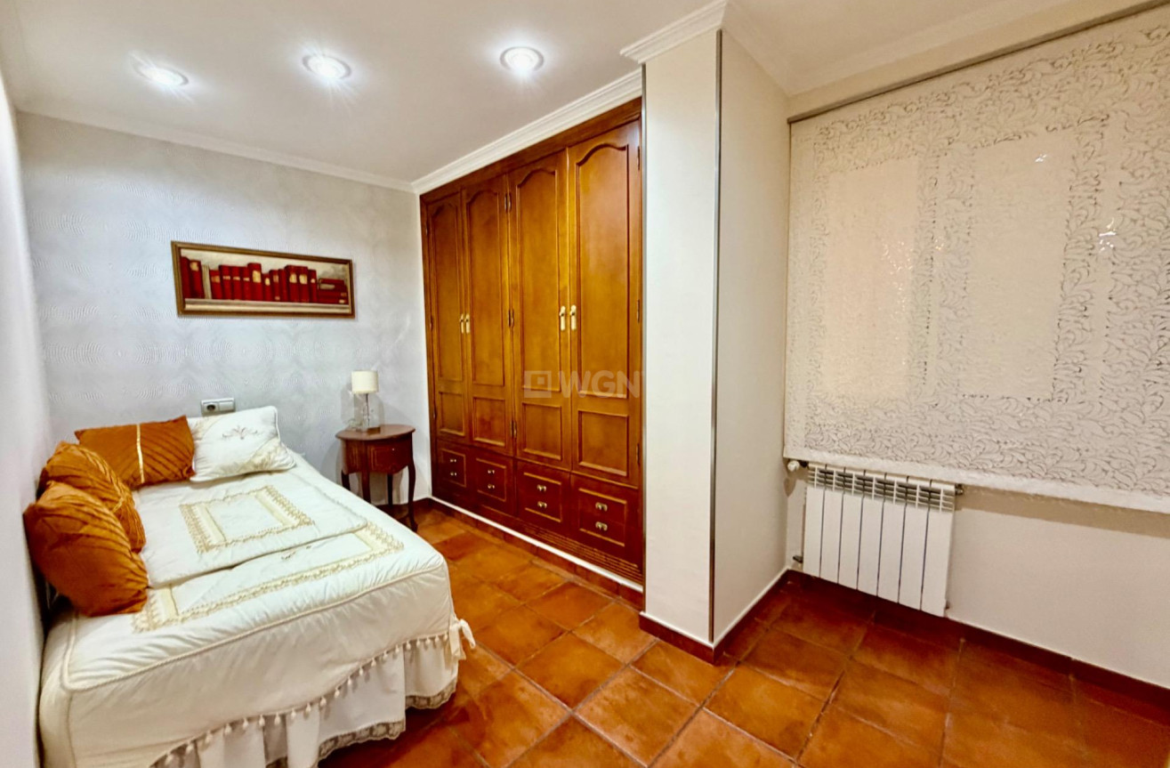 Odsprzedaż - Villa - Orihuela Costa - La Zenia