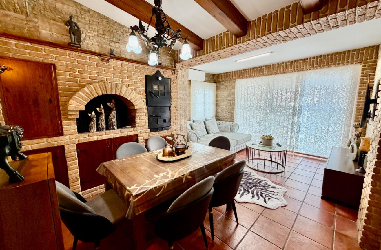 Odsprzedaż - Villa - Orihuela Costa - La Zenia