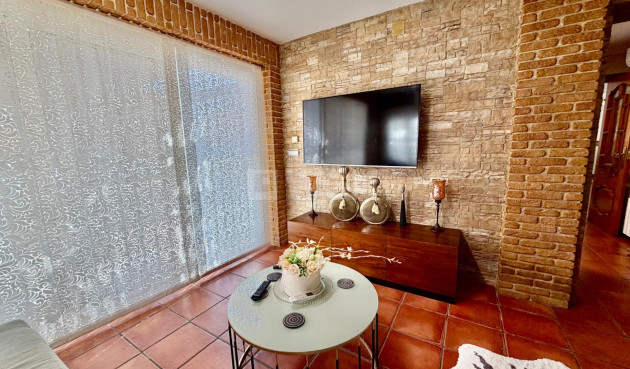 Odsprzedaż - Villa - Orihuela Costa - La Zenia