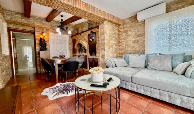 Odsprzedaż - Villa - Orihuela Costa - La Zenia