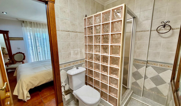 Odsprzedaż - Villa - Orihuela Costa - La Zenia