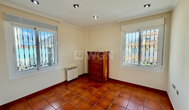Odsprzedaż - Villa - Orihuela Costa - La Zenia