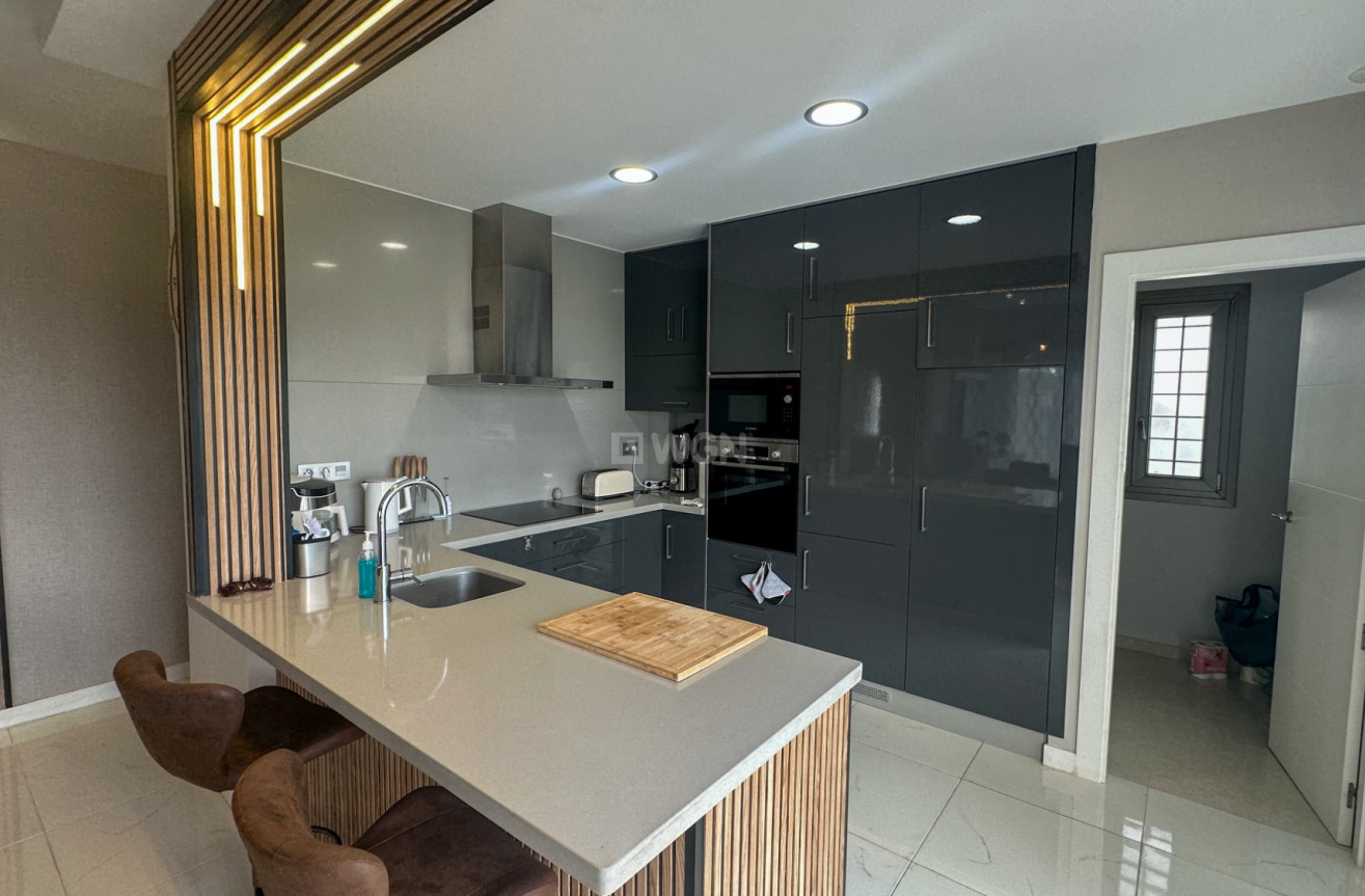 Odsprzedaż - Villa - Orihuela Costa - Costa Blanca