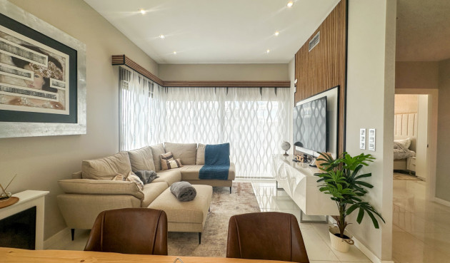 Odsprzedaż - Villa - Orihuela Costa - Costa Blanca
