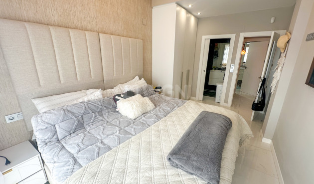 Odsprzedaż - Villa - Orihuela Costa - Costa Blanca
