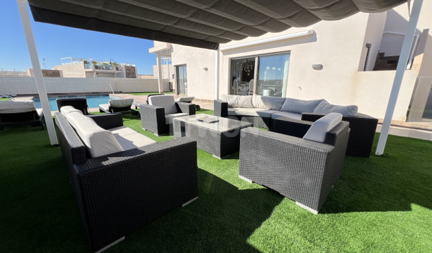 Odsprzedaż - Villa - Orihuela Costa - Costa Blanca