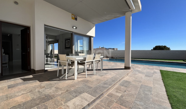 Odsprzedaż - Villa - Orihuela Costa - Costa Blanca