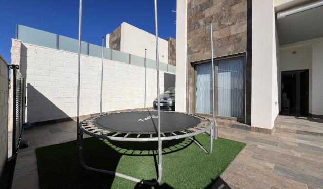 Odsprzedaż - Villa - Orihuela Costa - Costa Blanca