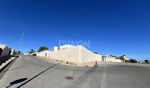 Odsprzedaż - Villa - Orihuela Costa - Costa Blanca