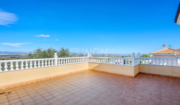 Odsprzedaż - Villa - Ciudad De Las Comunicaciones - Costa Blanca