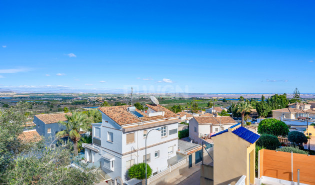 Odsprzedaż - Villa - Ciudad De Las Comunicaciones - Costa Blanca