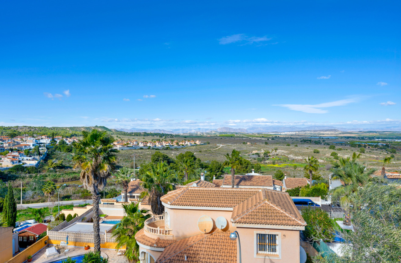 Odsprzedaż - Villa - Ciudad De Las Comunicaciones - Costa Blanca