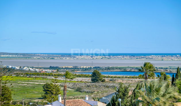 Odsprzedaż - Villa - Ciudad De Las Comunicaciones - Costa Blanca