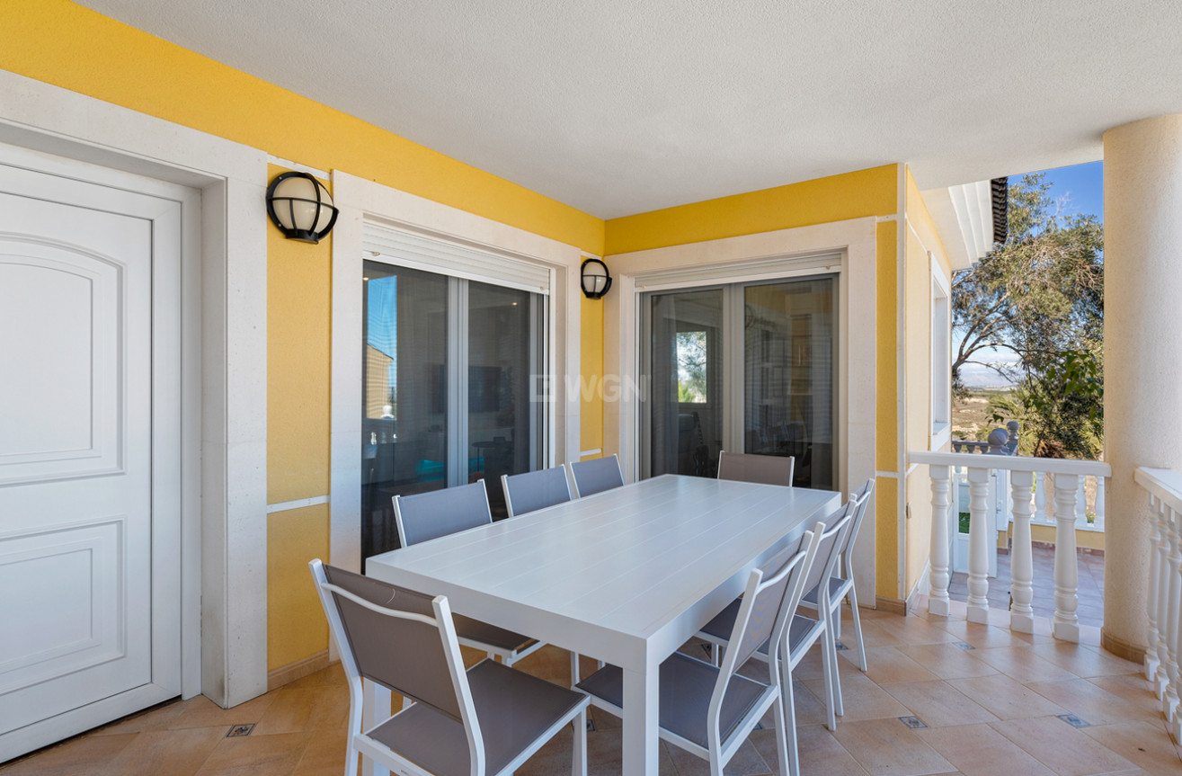 Odsprzedaż - Villa - Ciudad De Las Comunicaciones - Costa Blanca