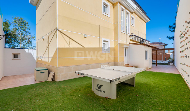 Odsprzedaż - Villa - Ciudad De Las Comunicaciones - Costa Blanca