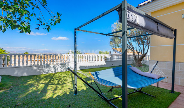 Odsprzedaż - Villa - Ciudad De Las Comunicaciones - Costa Blanca