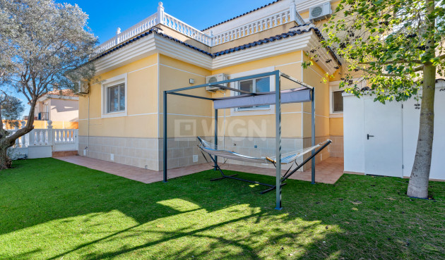 Odsprzedaż - Villa - Ciudad De Las Comunicaciones - Costa Blanca