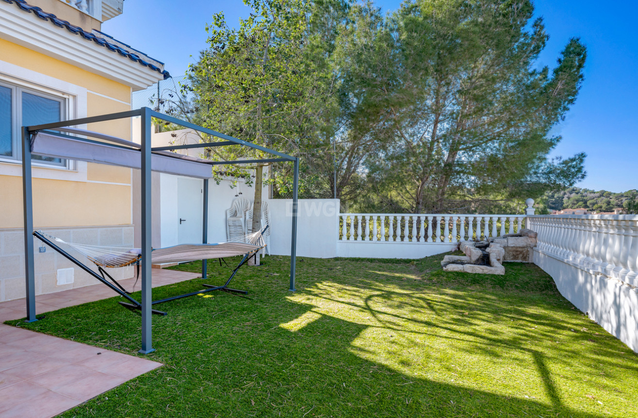 Odsprzedaż - Villa - Ciudad De Las Comunicaciones - Costa Blanca