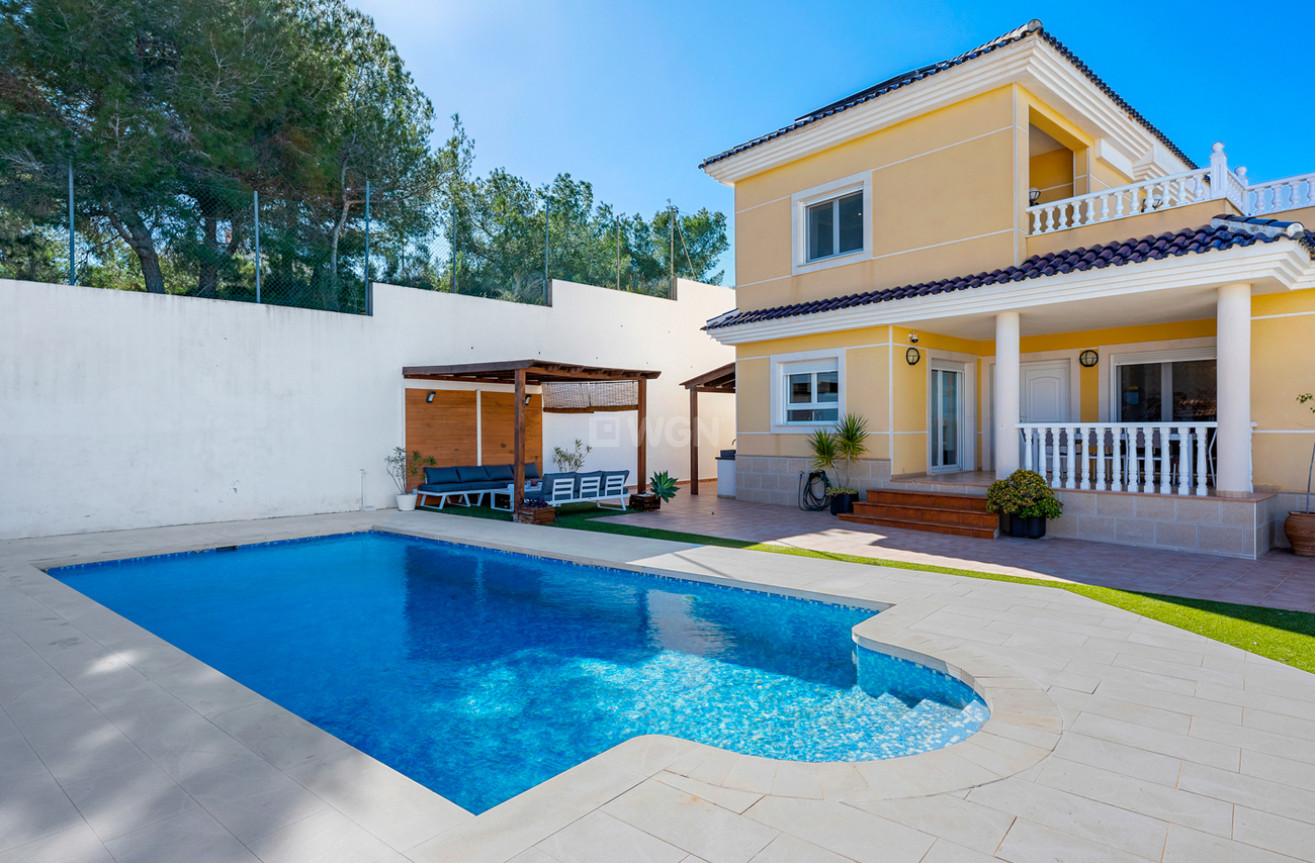 Odsprzedaż - Villa - Ciudad De Las Comunicaciones - Costa Blanca