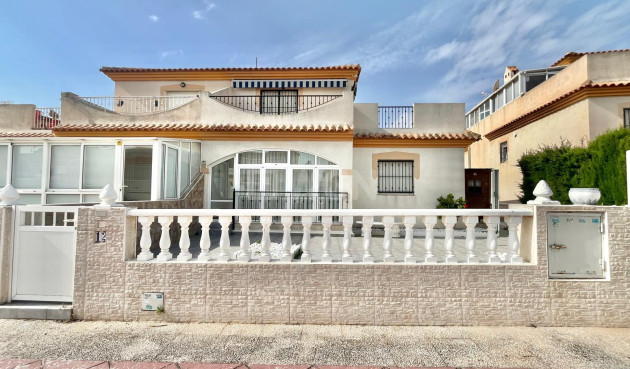 Odsprzedaż - Villa - Orihuela Costa - Playa Flamenca